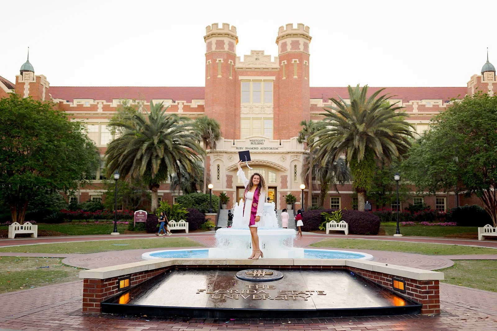 Allison 2022 Grad Pictures-104_websize.jpg