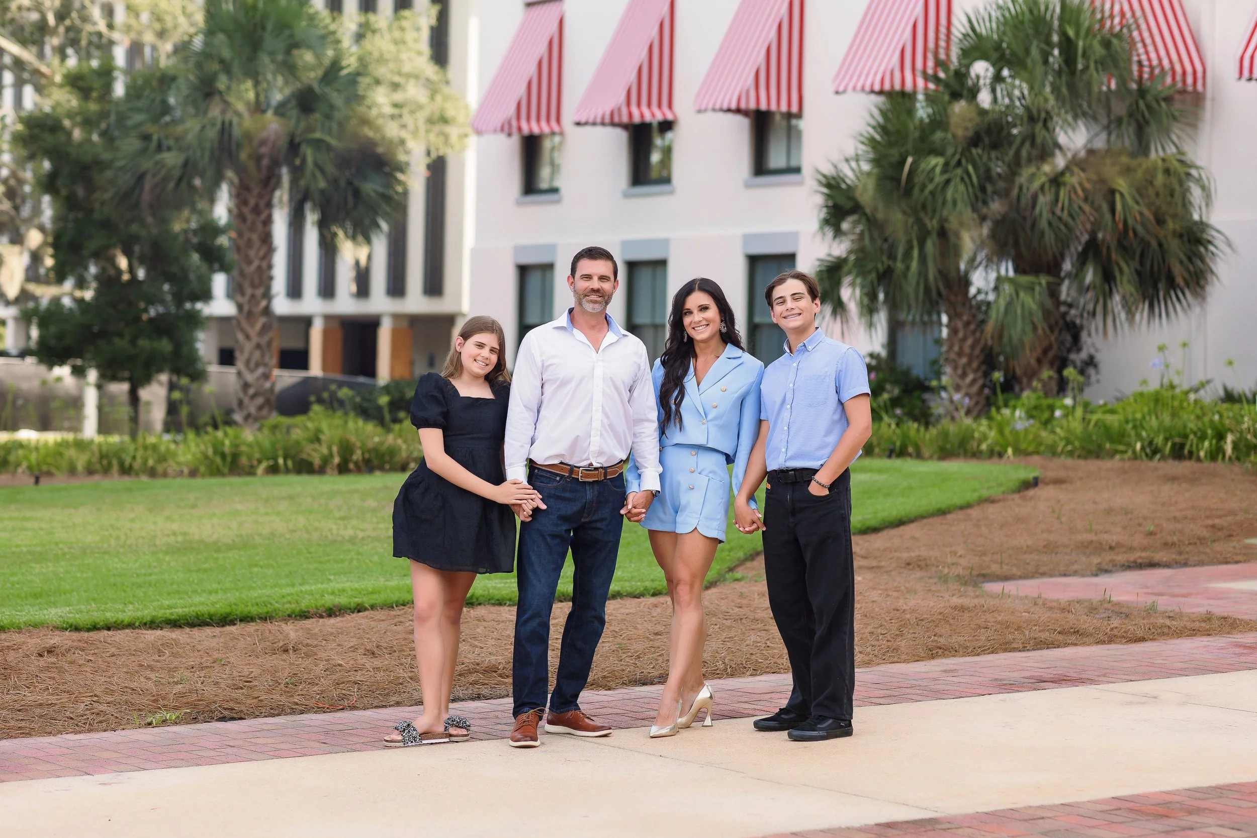 Powell Family July 2022-27.jpg