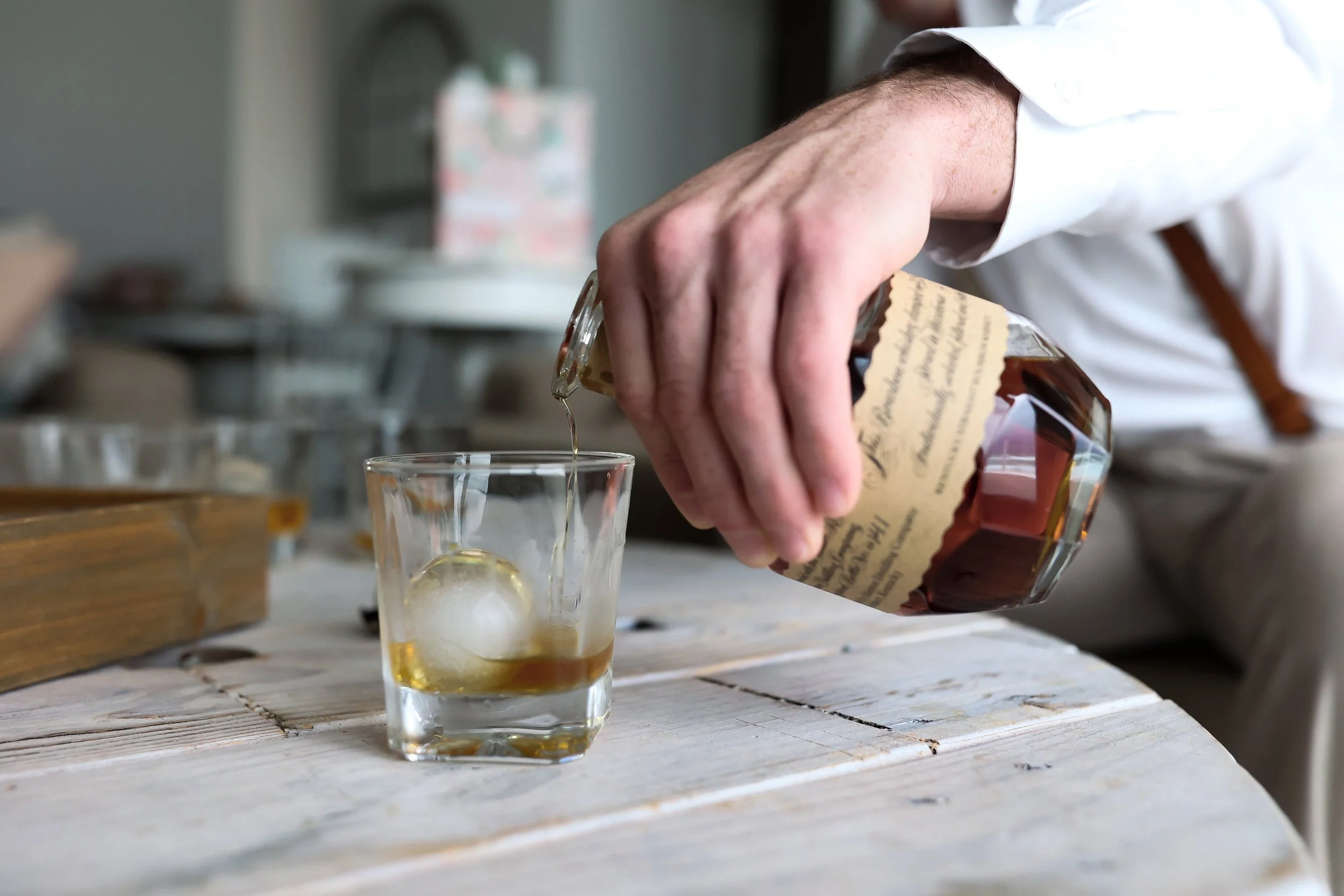 Sarah and Drake Sneak Peek-17.jpg