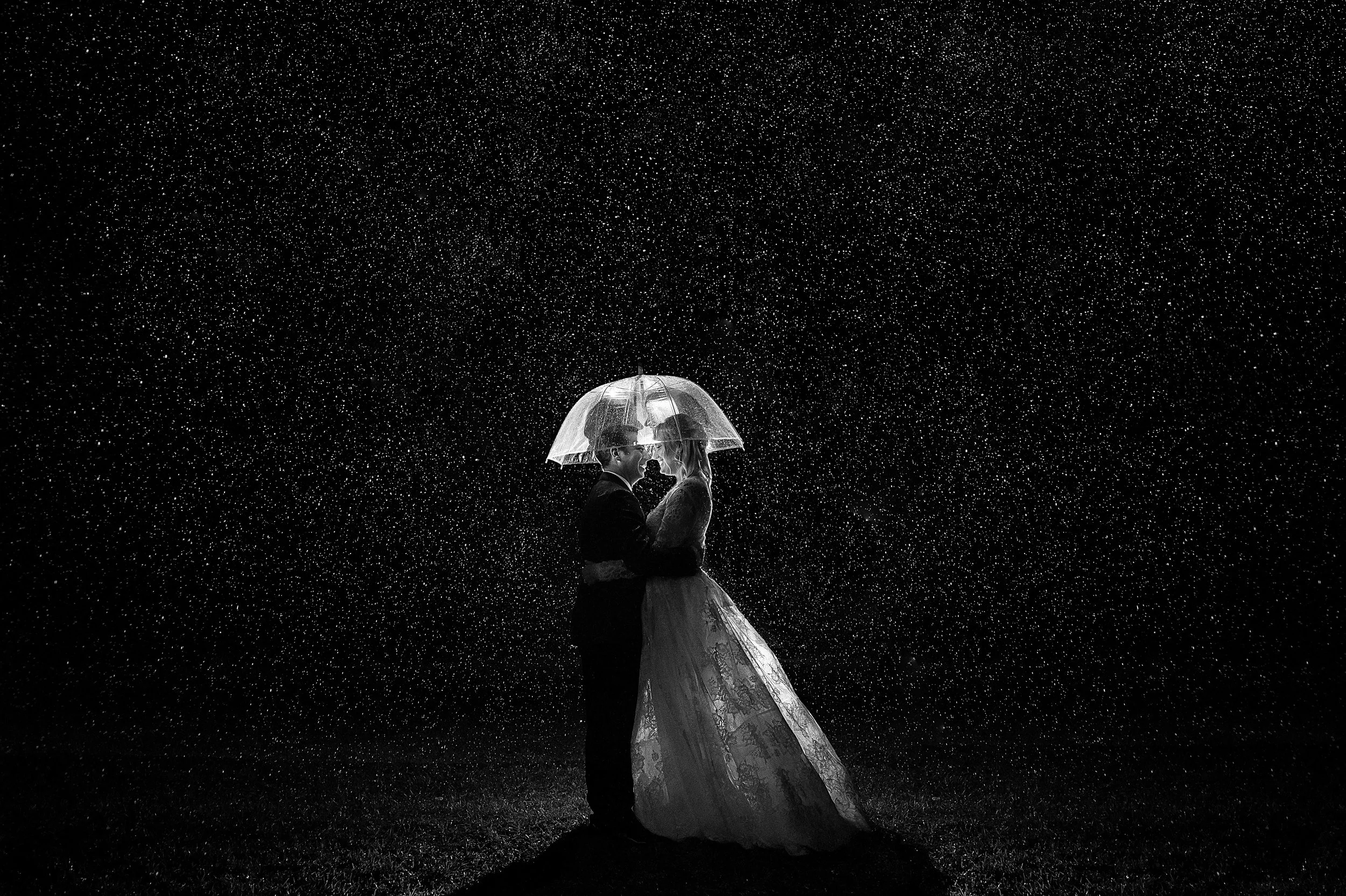 rainy_day_wedding_pictures_tallahassee_florida.jpg